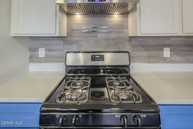 4960 GRAPELAND Drive, El Paso, TX 79924