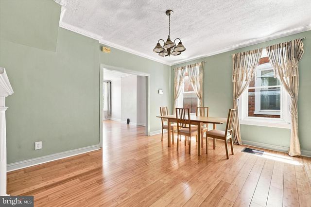 571 MARTIN ST, Philadelphia, PA 19128