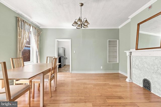 571 MARTIN ST, Philadelphia, PA 19128