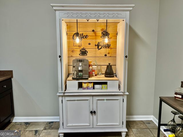 122 Millers Lane, Calhoun, GA 30701