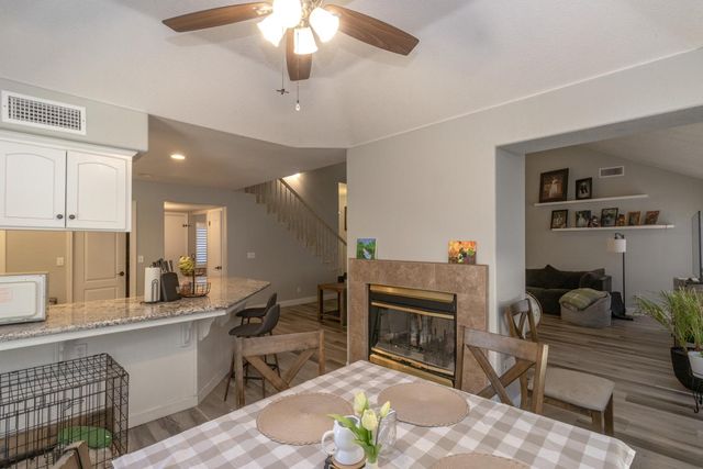 6257 N Capri Court, Fresno, CA 93711