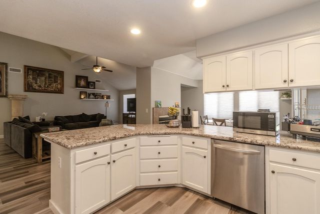 6257 N Capri Court, Fresno, CA 93711