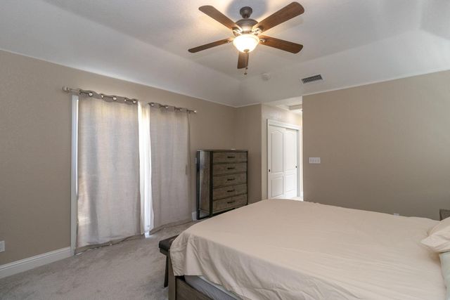 6257 N Capri Court, Fresno, CA 93711