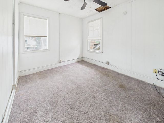 421 26th Street, Huntington, WV 25703