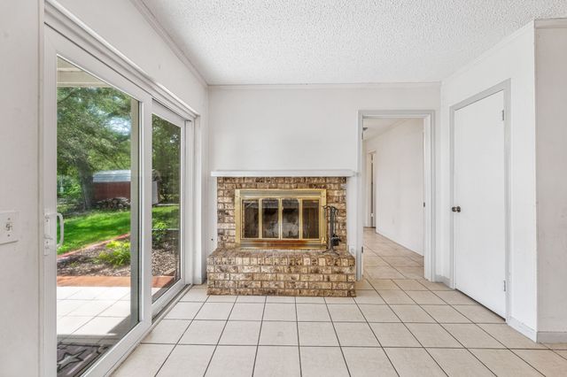 216 Broken Arrow, Comanche, TX 76442