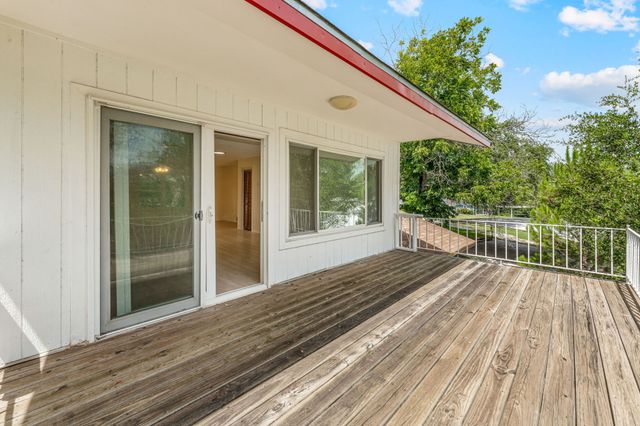 216 Broken Arrow, Comanche, TX 76442
