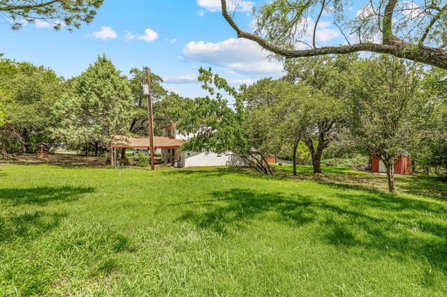 216 Broken Arrow, Comanche, TX 76442