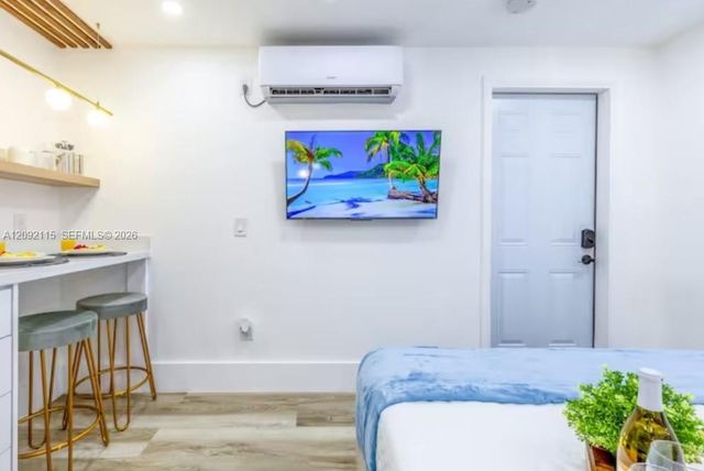 1836 NW 16th Terrace 4, Miami, FL 33125
