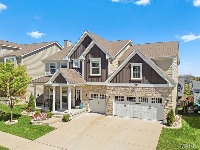 2332 Sand Cherry Drive, Wildwood, MO 63011