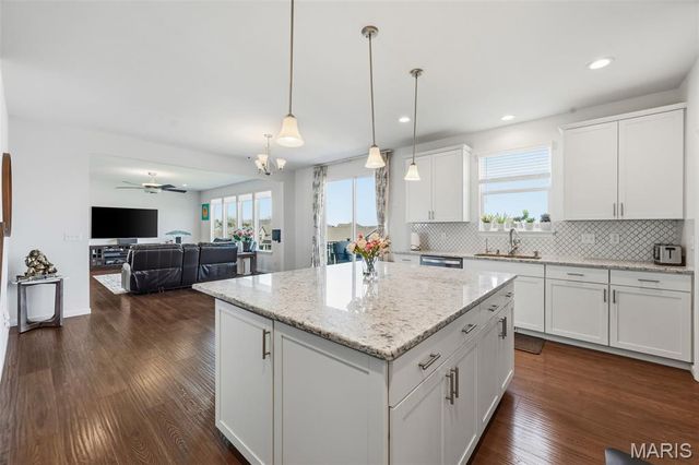 2332 Sand Cherry Drive, Wildwood, MO 63011