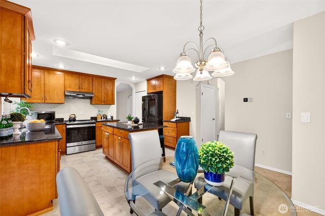 618 203rd Street SE, Bothell, WA 98012