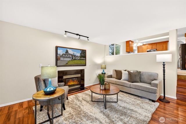 618 203rd Street SE, Bothell, WA 98012