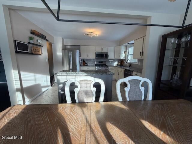 6 Stuyvesant Court, Milton, NY 12020