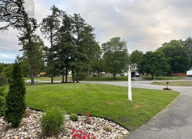 6 Stuyvesant Court, Milton, NY 12020