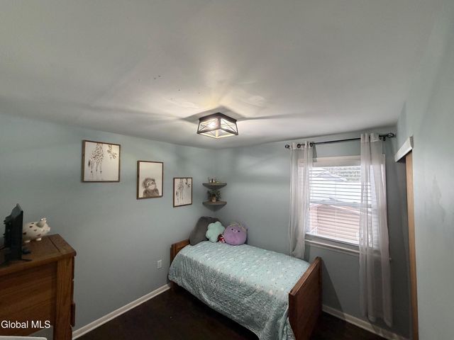 6 Stuyvesant Court, Milton, NY 12020