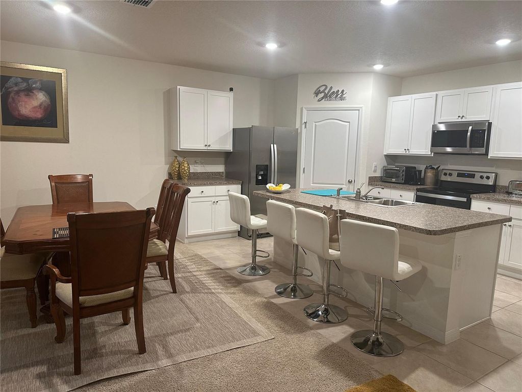 Image 2 of property listing at 303 ALENCON WAY, Kissimmee, FL 34759