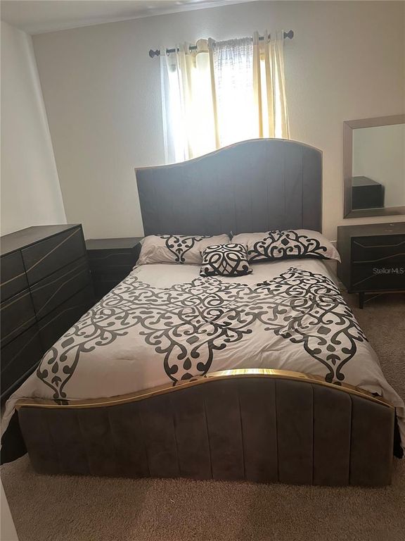 Image 11 of property listing at 303 ALENCON WAY, Kissimmee, FL 34759