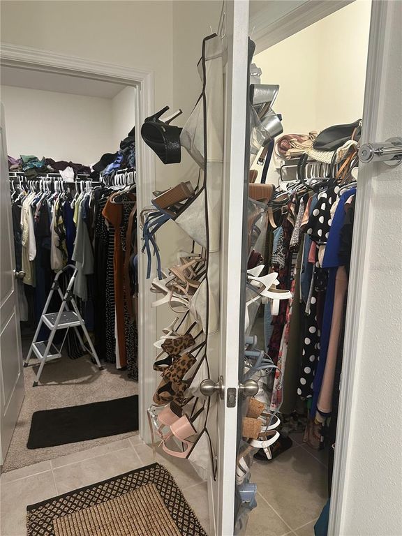 Image 6 of property listing at 303 ALENCON WAY, Kissimmee, FL 34759