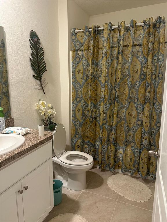 Image 9 of property listing at 303 ALENCON WAY, Kissimmee, FL 34759