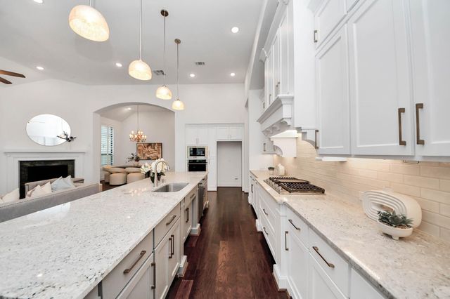 4310 Bakers Cove, Manvel, TX 77578