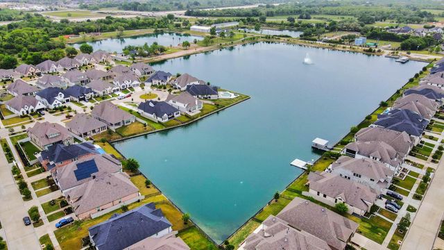 4310 Bakers Cove, Manvel, TX 77578