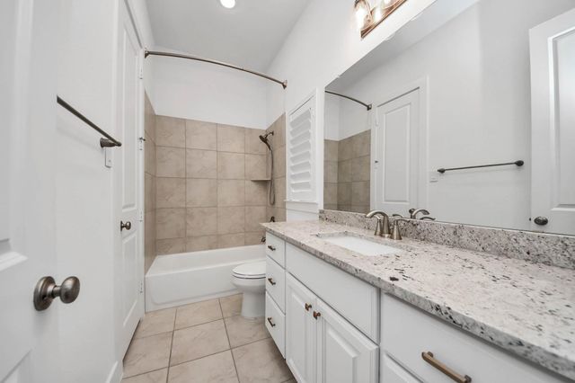 4310 Bakers Cove, Manvel, TX 77578