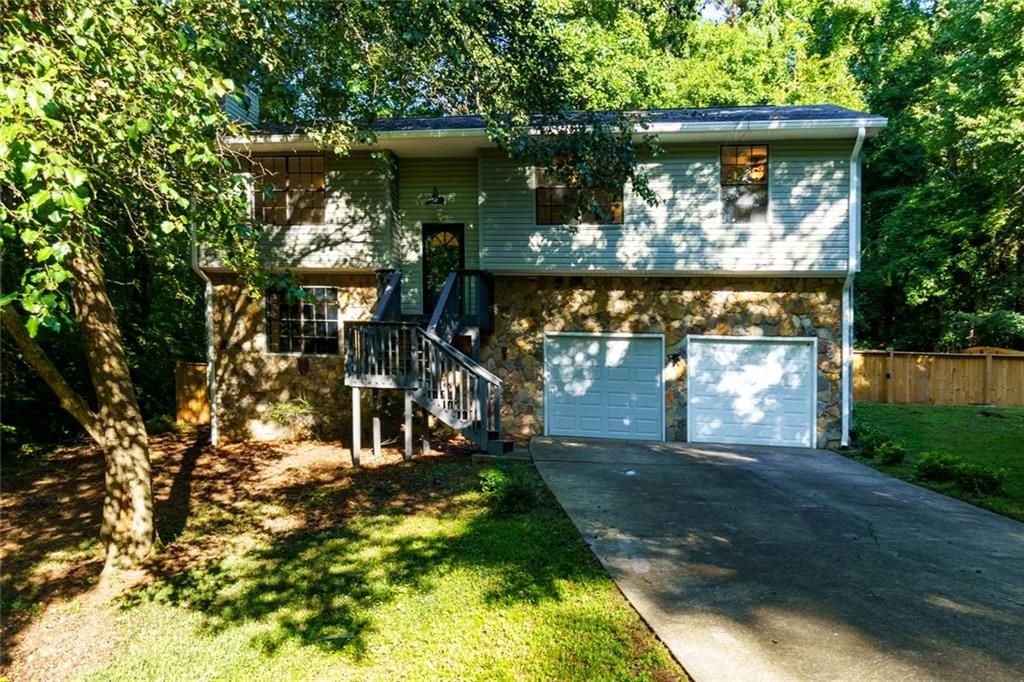 1172 Ridgeside NW Drive, Acworth, GA 30102