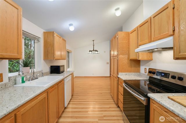 18226 SE 164th Street, Renton, WA 98058