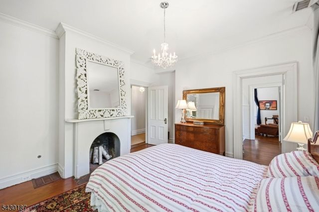 21 Franklin Pl, Morristown Town, NJ 07960