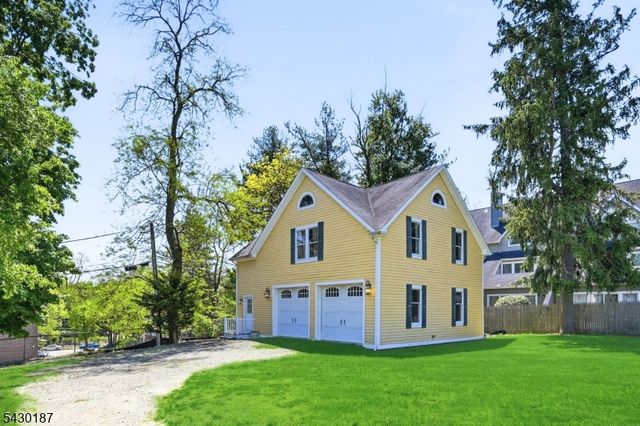 21 Franklin Pl, Morristown Town, NJ 07960