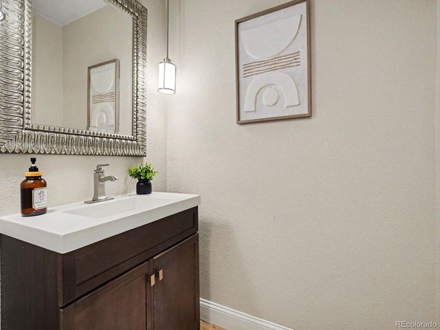 4228 S Alton St, Greenwood Village, CO 80111