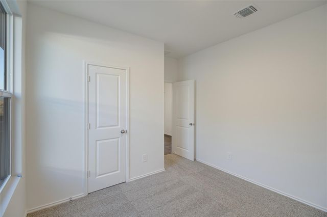 594 Arnold-A LOOP, Uhland, TX 78640