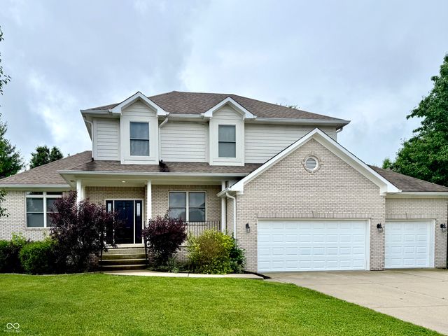 5263 Brooks Bend, Greenwood, IN 46143