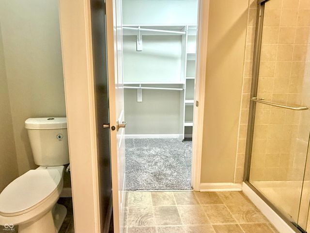 5263 Brooks Bend, Greenwood, IN 46143