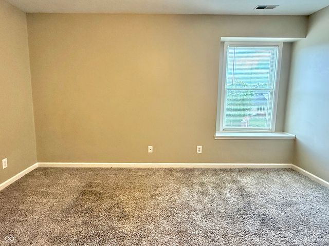 5263 Brooks Bend, Greenwood, IN 46143