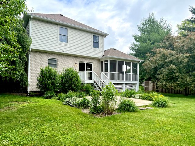 5263 Brooks Bend, Greenwood, IN 46143