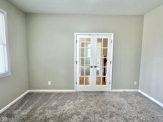 5263 Brooks Bend, Greenwood, IN 46143