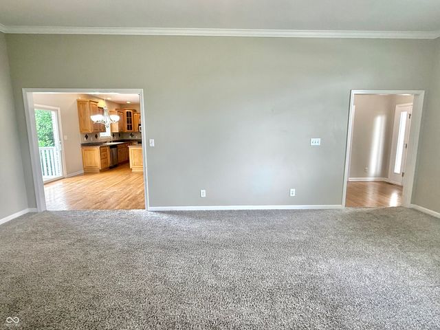 5263 Brooks Bend, Greenwood, IN 46143