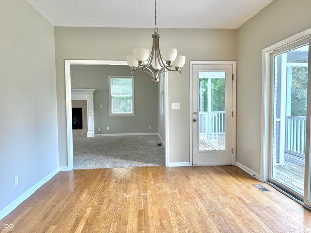 5263 Brooks Bend, Greenwood, IN 46143