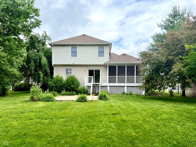 5263 Brooks Bend, Greenwood, IN 46143