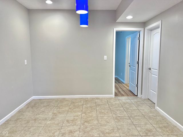 5263 Brooks Bend, Greenwood, IN 46143