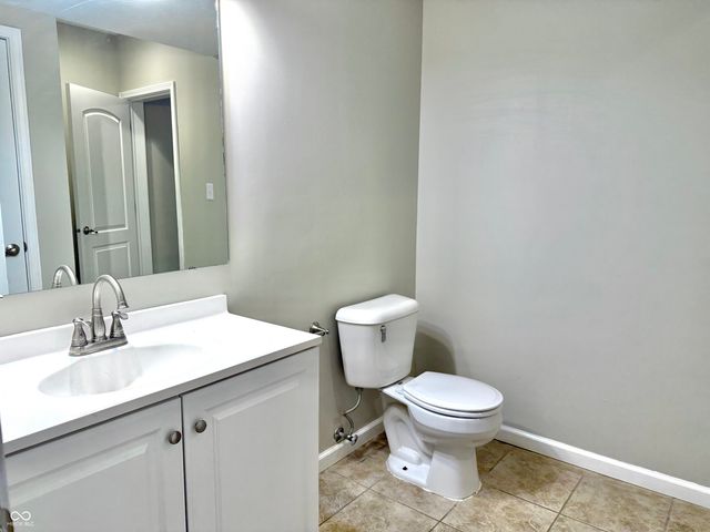 5263 Brooks Bend, Greenwood, IN 46143