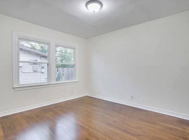 620 Samuels Lane, Arlington, TX 76010