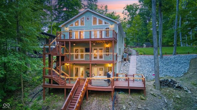 8205 Bass Drive, Nineveh, IN 46164