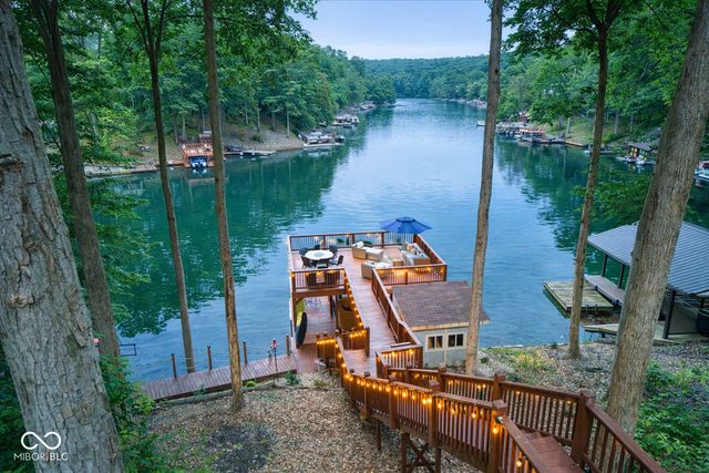 8205 Bass Drive, Nineveh, IN 46164