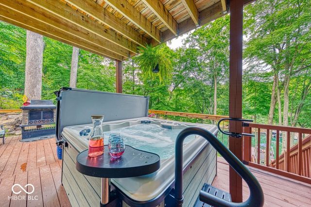 8205 Bass Drive, Nineveh, IN 46164