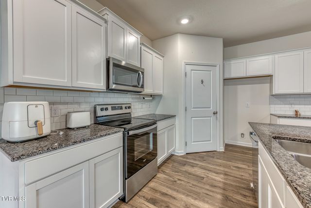 1660 Pebblestone Court, Morristown, TN 37814