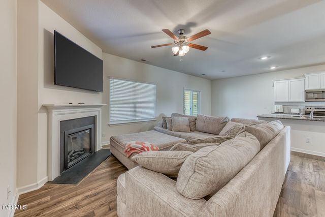 1660 Pebblestone Court, Morristown, TN 37814