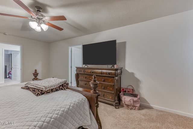 1660 Pebblestone Court, Morristown, TN 37814