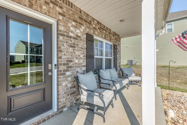 1660 Pebblestone Court, Morristown, TN 37814